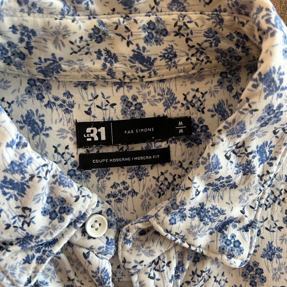 Simons Short Sleeve Button-Up Shirt - Picture 2 of 3